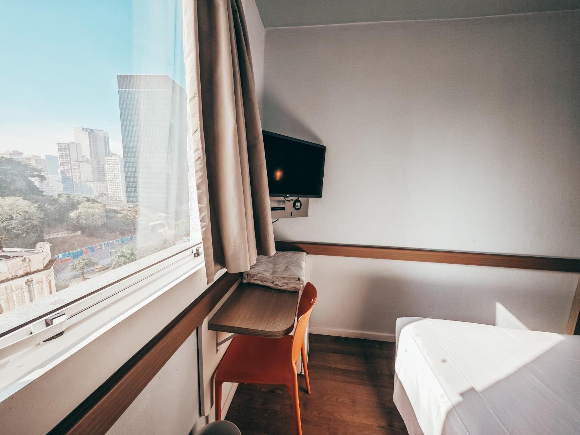 Ibis Budget Centro Hotel 2*
